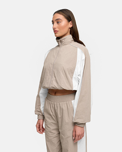 Veste coupe-vent personnalisée avec logo pour femme, survêtement à fermeture éclair intégrale avec col montant et passepoil contrastant en tissu froissé léger - Product Image 2