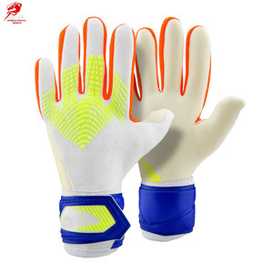 Gants de gardien de but robustes pour entraînement sur terrain dur, avec protection renforcée des doigts et de la colonne vertébrale pour la sécurité. - Product Image 1