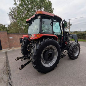 Nouveau mini tracteur agricole compact 4x4 Case IH 140HP avec chargeur frontal rouge - Product Image 6