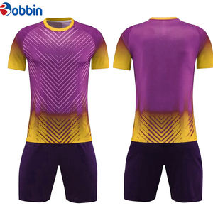 Maillots de football respirants de qualité supérieure, tenues de football personnalisées, maillots de football imprimés par sublimation, ensembles de vêtements de sport - Product Image 3