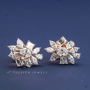 Élégantes boucles d'oreilles clous en or blanc 14 carats avec diamants de laboratoire pour hommes et femmes, design classique et simple avec pierres brillantes pour le bureau - Product Image 3