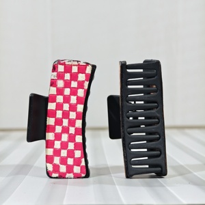Nuevas pinzas para el cabello hechas a mano con diseño a cuadros rosa y blanco, de cuero genuino estilo western, personalizadas, accesorios para el cabello para mujeres. - Product Image 1