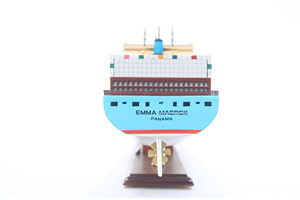 เรือบรรทุกสินค้าจำลอง EMMA MAERSKK ทำจากไม้ งานแฮนด์เมด ทาสี รูปทรงไม่สม่ำเสมอ ของตกแต่งตามหลักฮวงจุ้ย เหมาะสำหรับตั้งโชว์ ของสะสม ของขวัญทางธุรกิจ - Product Image 6