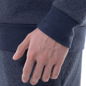 Sudadera con Capucha de Algodón Sólido de Corte Regular para Hombre, con Bordado de Tela Aplicado, Sudadera Personalizada de Invierno - Product Image 4