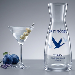Carafe en verre transparent 1,8 L, pichet à boissons sans couvercle avec poignée en verre pour eau, jus, thé glacé - Product Image 1