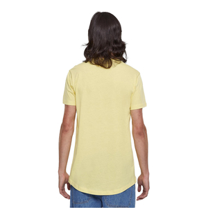 Camiseta Larga Personalizada para Hombre en Amarillo Pastel, Cuello Redondo, Manga Corta, Algodón Premium, Corte Extendido - Product Image 2