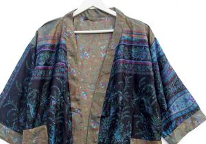 Kimono Vintage en Soie Cousu à la Main Kimono en Soie Indienne - Product Image 3