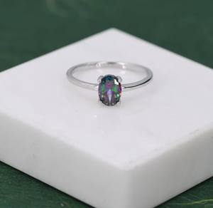 แหวนเงินแท้ประดับเพชร CZ สีดำมิสติกทรงรี 1 กะรัต ประดับด้วยเพทายสีดำออโรร่าและมิสติกโทแพซ ชุบทอง 14K แบบหนามเตย สำหรับงานแต่งงาน - Product Image 1