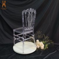 Chaise Chiavari transparente en résine acrylique empilable, moderne, pour mariage et repas en extérieur