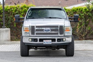 Camion Ford F-250 Super Duty Lariat 4x4 d'occasion de 2008 - Grade DIY OEM personnalisé - Garantie de 3 ans - Product Image 2