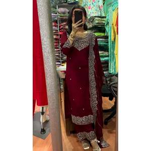 Elegante y Hermoso Conjunto de Kurti y Dupatta con Bordado para Fiestas - Product Image 4
