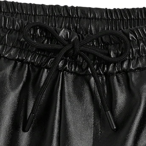 Shorts en cuir véritable pour hommes, design tendance et moderne, parfaits pour un usage décontracté – Meilleure vente - Product Image 3