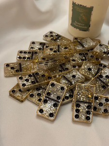 Jeu de dominos en résine dorée fait main, jeu de société à bords dorés - Product Image 3