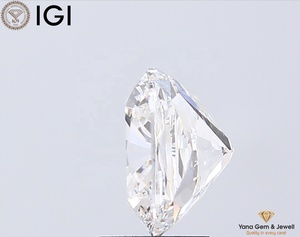Diamant Solitaire CVD de Laboratoire 4.00 CARATS, Taille Carrée Coussin, Couleur E, Pureté VS1, Certifié IGI pour Pendentif - Make it Shine - Product Image 3
