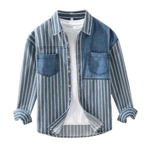 Camisas de mezclilla personalizadas al por mayor de alta calidad, nuevo diseño, a rayas, con múltiples bolsillos y manga larga para hombre. - Product Image 1