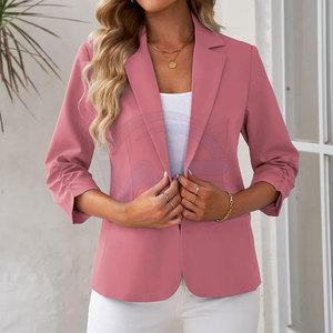 Blazer de qualité supérieure pour femmes, vêtement de mode avec col cranté, fermeture à boutons et coupe confortable - Product Image 3