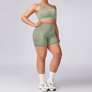 Ropa deportiva de alta calidad para mujer, conjunto de yoga colorido, pantalones cortos de running sin costuras, conjuntos de entrenamiento para mujer - Product Image 4