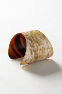 กำไลข้อมือเขาควายหรูหราที่มีรายละเอียดและสีแตรธรรมชาติที่น่าสนใจ - Product Image 1