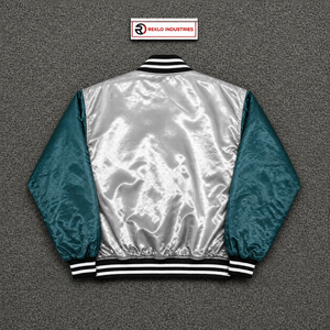Veste de baseball premium en satin argenté brillant et vert sarcelle foncé, avec manches contrastées rayées noir et blanc - Product Image 6