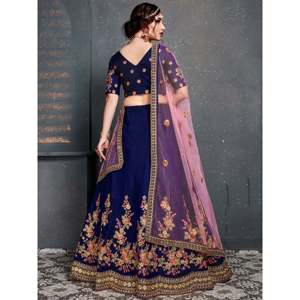 Lehenga Choli de mariée en taffetas de soie bleu marine brodé avec dupatta - Product Image 3
