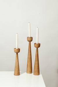 Wooden Candlestick Stand With Irregular Pattern <b>Tapered</b> Shape Home Decorative Tabletop Accent For Christmas Home Deco By UO - Product Image 5