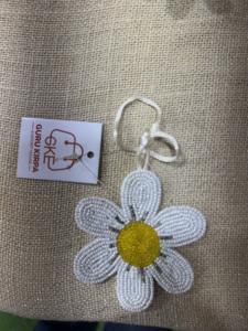 Abalorio de alta calidad hecho a mano, estilo bohemio cristiano, con perlas de imitación y cuentas de vidrio lampwork en forma de paz, para bolso infantil, con cuentas de semilla - Product Image 3