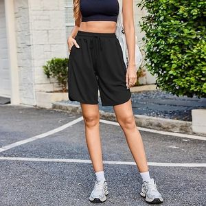 Ensemble décontracté et sportif pour femme avec logo personnalisé, short de sport à motif taille mi-haute, serviette de sport intégrée et poches - Product Image 5