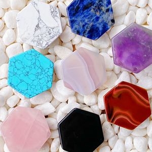 Support de téléphone portable en pierre naturelle hexagonale - Product Image 5