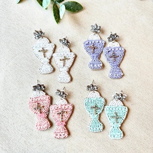 Boucles d'oreilles pendantes Croix et Calice, très tendance, pour la Communion Chrétienne et la Fête de Pâques, pour femmes et jeunes filles - Product Image 1