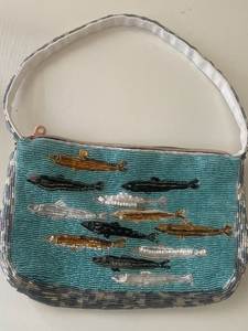 Bolso de hombro/cruzado cuadrado con solapa y cuentas de limón y arándanos para mujer, ideal para vacaciones - Product Image 6