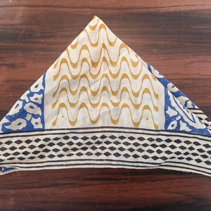 ผ้าพันคอผ้าฝ้ายทำมือลายพิมพ์บล็อกลายดอกไม้สไตล์ชาติพันธุ์จาก Naaz Textile ชุดผ้าพันคอและผ้าผูกคอ เนื้อผ้านุ่มสบายผิว เหมาะสำหรับฤดูร้อน - Product Image 4