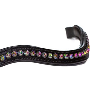 Diadema de cuero negro para caballo con acolchado extra suave tipo piel de vaca, hecha a mano, con cristales y pedrería decorativos, canal vacío. - Product Image 6