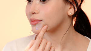 Patch micro-aiguilles dissolvant à marque privée pour le soin des taches brunes, patch facial coréen à micro-aiguilles, Niacinamide, Acide Tranexamique - Product Image 1