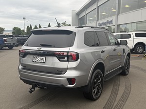 SUV Everest Sport 4x4 2024 Usado, 7 Plazas, Diésel, Automático - Product Image 2