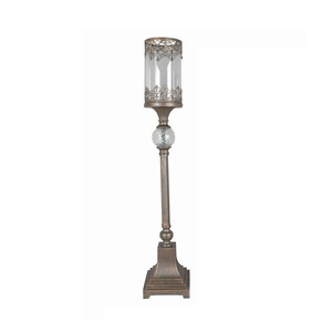 Eleva tu decoración con este portavelas de metal bronce vintage con adornos de encaje y elegante cristal. - Product Image 3