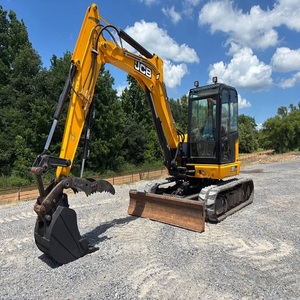Excavatrice JCB 85Z-2 conçue pour les chantiers de construction exigeants avec un moteur puissant et des performances de fonctionnement fluides - Product Image 5