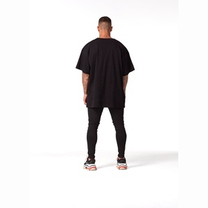 Camiseta Negra Oversize de Algodón 100% Grueso de 230g con Cuello Alto y Hombros Caídos para Hombre y Mujer, Tallas Grandes, Casual, Personalizable - Product Image 2