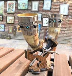 Viking Horn Beer <b>Mugs</b> With Wooden Stand And Decorative Sword Holder Floral Pattern Gold Plated Vintage Style For Party Adult Use - Product Image 4