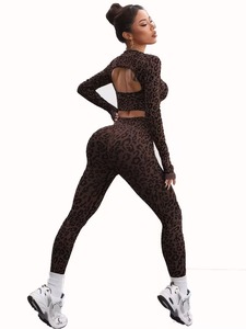 Seamless Two Piece Fitness Outfit Jacquard Animal Print Thumbhole <b>Top</b> with Ruched Booty Lifting <b>Compression</b> Workout Tights - Product Image 3