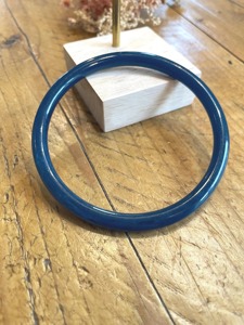 Brazaletes de Resina de Alta Precisión, Hechos a Mano, Lisos, Precio de Fábrica al por Mayor, Suministro Confiable - Product Image 3