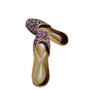 Footwear Fashion Trend OEM Customized Genuine Leather Ladies Embroidery Red Shoe Traditional Indian Rajasthani Elastic Band - Product Image 1