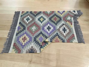 Tapis Kilim fait main à motif géométrique, tissage plat, laine acrylique, rectangulaire, pour salon, avec support en jute - Product Image 2