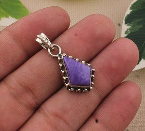 Pendentif vintage en charoïte naturelle, argent sterling 925 plaqué platine, collier en pierre précieuse violette rare, qualité authentique russe - Product Image 3