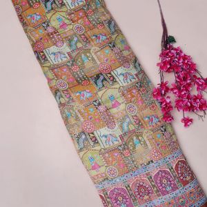 Brocado de seda Dola Banarasi puro y suave con estampado de elefante en base beige dorada con borde rosa y color vino. - Product Image 2