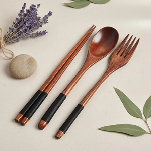 Juego de Cubiertos de Madera Ecológicos |   Cuchara, Tenedor y Palillos Reutilizables |   Utensilios Hechos a Mano Sostenibles – Dos Colores - Product Image 3