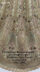 Collection élégante et tendance : Lehenga-Choli et Dupatta de mariage en tulle brodé de Zari et orné de diamants en zircon – Fournisseur indien - Product Image 5