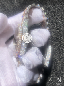 AARVA JEWELS นาฬิกาข้อมือผู้หญิงสุดหรู สแตนเลสสตีล ประดับโมอิสซาไนต์ ระบบควอตซ์ Miyota ขนาด 30 มม. หน้าปัดอะนาล็อก คริสตัลแซฟไฟร์ สายพับได้ ขนาด 18 มม. - Product Image 2
