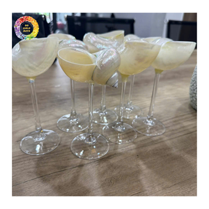 Copas de vino de lujo con forma de concha, hechas a mano, decoración vintage para mesa de boda, tazas de concha hechas a mano, tazas de cerámica de concha natural. - Product Image 3