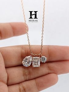 จี้เพชรทรงหลายเหลี่ยมสามเม็ด สร้อยคอทอง 14k รูปทรงลูกแพร์ เรเดียนท์ รูปทรงกลม จี้แบบคลัสเตอร์สำหรับผู้หญิง เครื่องประดับชั้นดี - Product Image 2