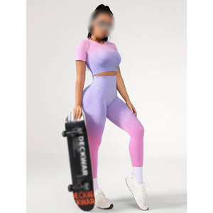 Ensemble de yoga écologique et solide à séchage rapide : Crop top et leggings taille haute, tenue de sport à manches courtes, ensemble coordonné 2 pièces - Product Image 4
